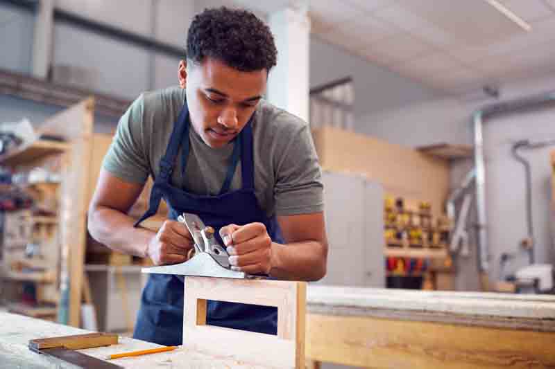 Quels types de bois sont préférables pour des menuiseries extérieures durables, Saint-Joseph <br>Les types de bois préférables pour des menuiseries extérieures durables, Saint-Joseph <br>Les bois pour réaliser des menuiseries extérieures durables, Saint-Joseph